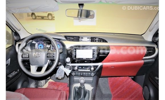 Buy Import Toyota Hilux White Car in Import - Dubai in Kailahun Buy Import Toyota Hilux White Car in Import - Dubai in Kailahun