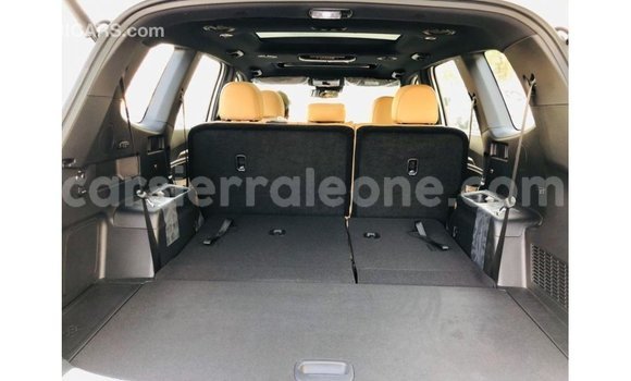 Acheter Import Voiture Kia Carens Blanc à Import - Dubai, Kailahun Acheter Import Voiture Kia Carens Blanc à Import - Dubai, Kailahun