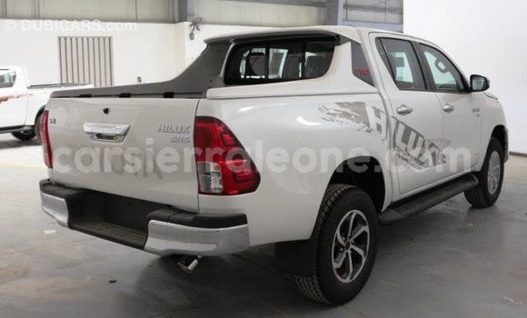 Buy Import Toyota Hilux White Car in Import - Dubai in Kailahun Buy Import Toyota Hilux White Car in Import - Dubai in Kailahun
