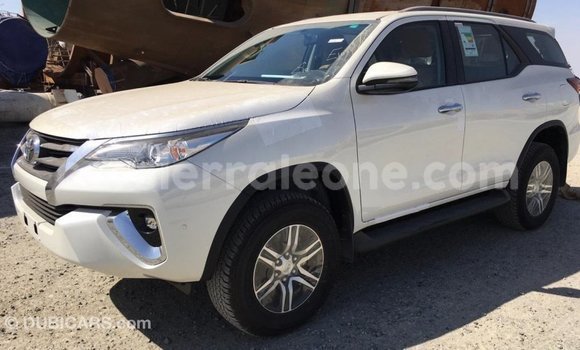 Buy Import Toyota Fortuner White Car in Import - Dubai in Kailahun Buy Import Toyota Fortuner White Car in Import - Dubai in Kailahun