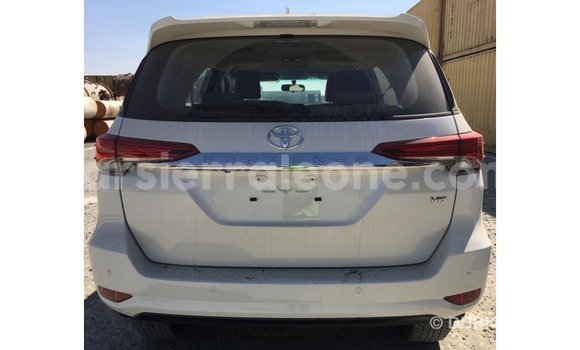 Buy Import Toyota Fortuner White Car in Import - Dubai in Kailahun Buy Import Toyota Fortuner White Car in Import - Dubai in Kailahun
