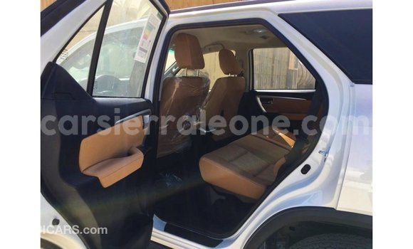 Buy Import Toyota Fortuner White Car in Import - Dubai in Kailahun Buy Import Toyota Fortuner White Car in Import - Dubai in Kailahun