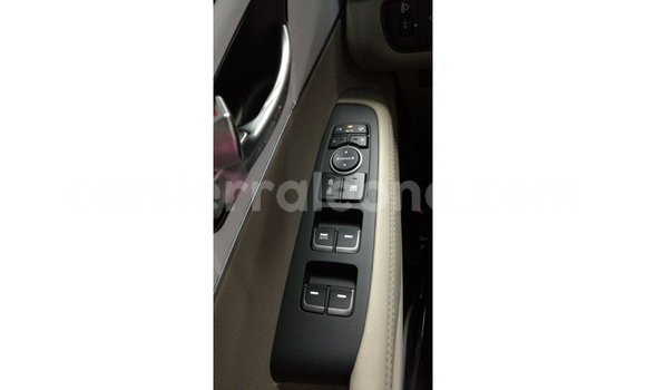 Buy Import Kia Sorento White Car in Import - Dubai in Kailahun Buy Import Kia Sorento White Car in Import - Dubai in Kailahun