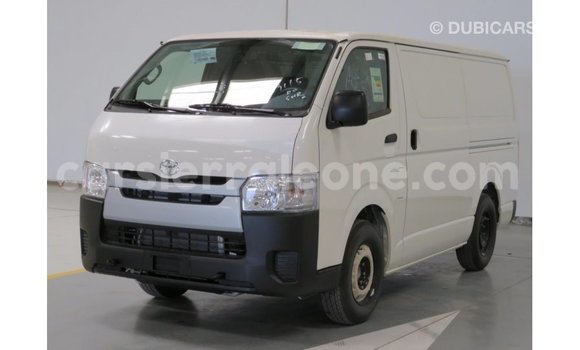Buy Import Toyota Hiace White Car in Import - Dubai in Kailahun Buy Import Toyota Hiace White Car in Import - Dubai in Kailahun