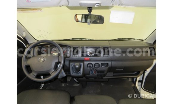 Buy Import Toyota Hiace White Car in Import - Dubai in Kailahun Buy Import Toyota Hiace White Car in Import - Dubai in Kailahun