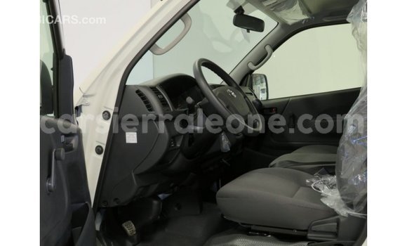 Buy Import Toyota Hiace White Car in Import - Dubai in Kailahun Buy Import Toyota Hiace White Car in Import - Dubai in Kailahun