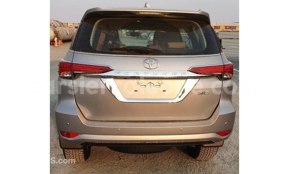 Buy Import Toyota Fortuner Other Car in Import - Dubai in Kailahun Buy Import Toyota Fortuner Other Car in Import - Dubai in Kailahun