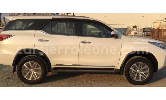 Buy Import Toyota Fortuner Other Car in Import - Dubai in Kailahun Buy Import Toyota Fortuner Other Car in Import - Dubai in Kailahun