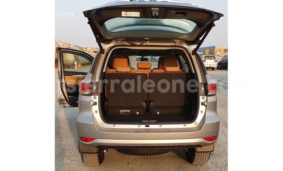 Buy Import Toyota Fortuner Other Car in Import - Dubai in Kailahun Buy Import Toyota Fortuner Other Car in Import - Dubai in Kailahun