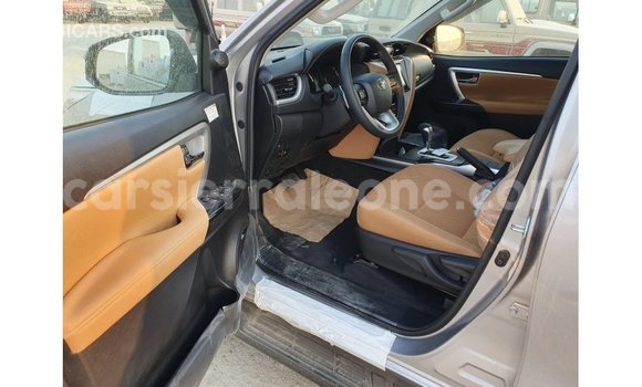 Buy Import Toyota Fortuner Other Car in Import - Dubai in Kailahun Buy Import Toyota Fortuner Other Car in Import - Dubai in Kailahun