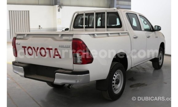 Buy Import Toyota Hilux White Car in Import - Dubai in Kailahun Buy Import Toyota Hilux White Car in Import - Dubai in Kailahun