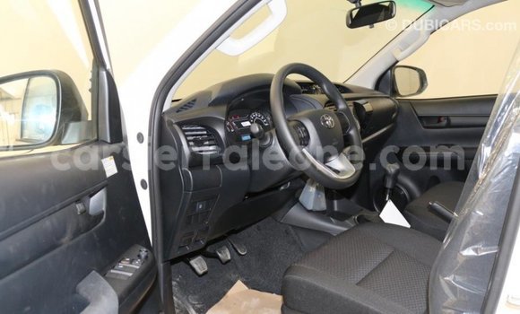 Buy Import Toyota Hilux White Car in Import - Dubai in Kailahun Buy Import Toyota Hilux White Car in Import - Dubai in Kailahun