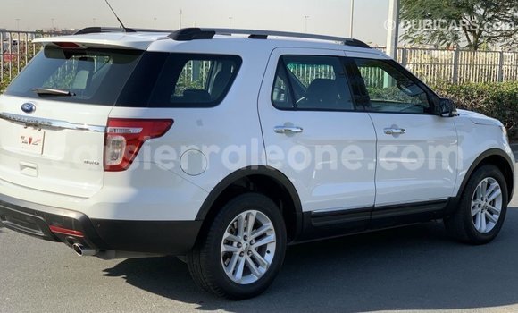 Buy Import Ford Explorer White Car in Import - Dubai in Kailahun Buy Import Ford Explorer White Car in Import - Dubai in Kailahun