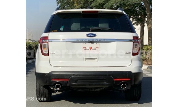 Buy Import Ford Explorer White Car in Import - Dubai in Kailahun Buy Import Ford Explorer White Car in Import - Dubai in Kailahun