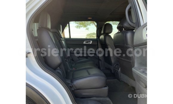 Buy Import Ford Explorer White Car in Import - Dubai in Kailahun Buy Import Ford Explorer White Car in Import - Dubai in Kailahun