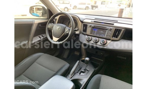 Buy Import Toyota 4Runner White Car in Import - Dubai in Kailahun Buy Import Toyota 4Runner White Car in Import - Dubai in Kailahun
