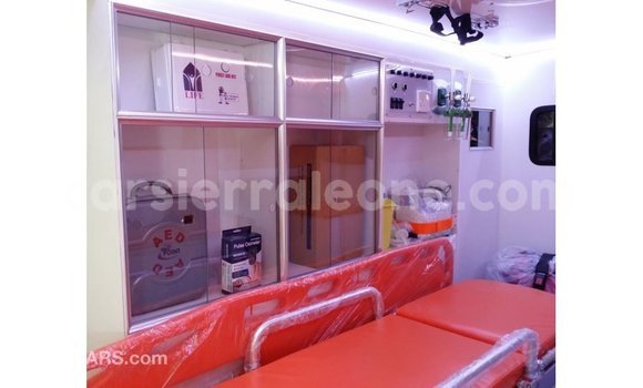 Buy Import Toyota Hiace White Car in Import - Dubai in Kailahun Buy Import Toyota Hiace White Car in Import - Dubai in Kailahun