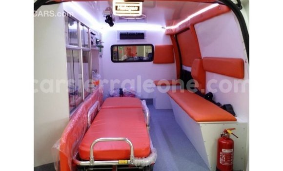 Buy Import Toyota Hiace White Car in Import - Dubai in Kailahun Buy Import Toyota Hiace White Car in Import - Dubai in Kailahun