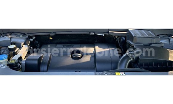 Buy Import Land Rover Defender Other Car in Import - Dubai in Kailahun Buy Import Land Rover Defender Other Car in Import - Dubai in Kailahun