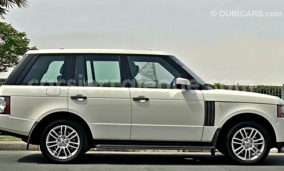 Buy Import Land Rover Range Rover White Car in Import - Dubai in Kailahun Buy Import Land Rover Range Rover White Car in Import - Dubai in Kailahun
