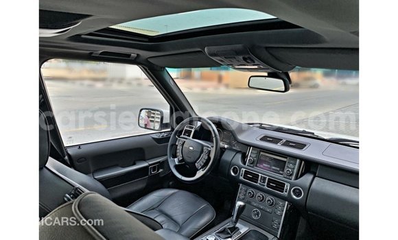 Buy Import Land Rover Range Rover White Car in Import - Dubai in Kailahun Buy Import Land Rover Range Rover White Car in Import - Dubai in Kailahun