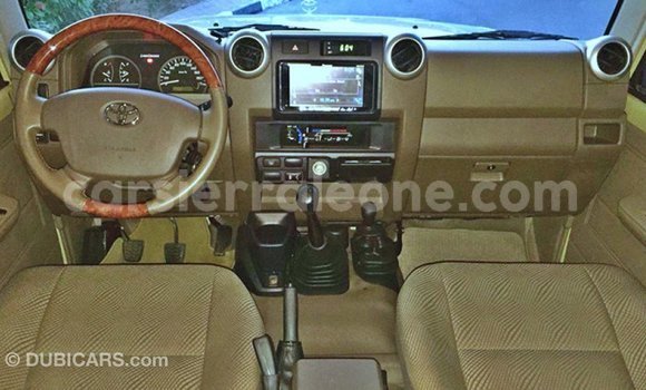 Buy Import Toyota Land Cruiser Beige Car in Import - Dubai in Kailahun Buy Import Toyota Land Cruiser Beige Car in Import - Dubai in Kailahun