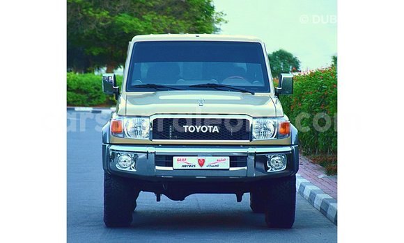 Buy Import Toyota Land Cruiser Beige Car in Import - Dubai in Kailahun Buy Import Toyota Land Cruiser Beige Car in Import - Dubai in Kailahun