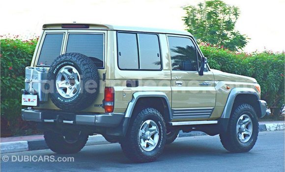 Buy Import Toyota Land Cruiser Beige Car in Import - Dubai in Kailahun Buy Import Toyota Land Cruiser Beige Car in Import - Dubai in Kailahun