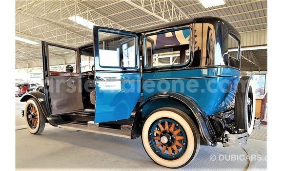 Buy Import Buick Electra Blue Car in Import - Dubai in Kailahun Buy Import Buick Electra Blue Car in Import - Dubai in Kailahun