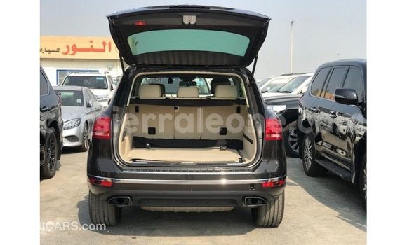 Buy Import Volkswagen Touareg Brown Car in Import - Dubai in Kailahun Buy Import Volkswagen Touareg Brown Car in Import - Dubai in Kailahun