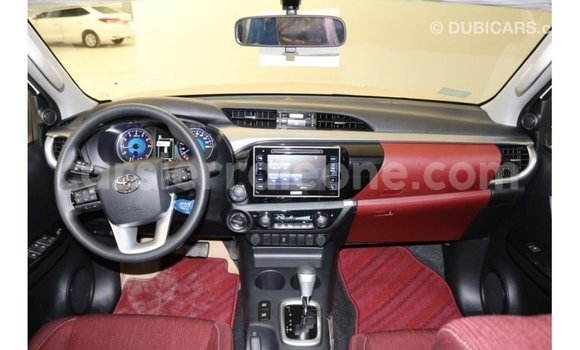 Buy Import Toyota Hilux White Car in Import - Dubai in Kailahun Buy Import Toyota Hilux White Car in Import - Dubai in Kailahun