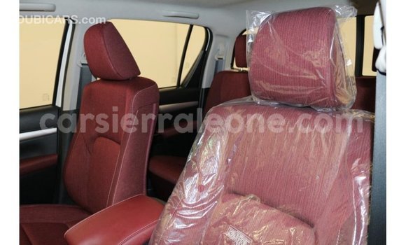 Buy Import Toyota Hilux White Car in Import - Dubai in Kailahun Buy Import Toyota Hilux White Car in Import - Dubai in Kailahun