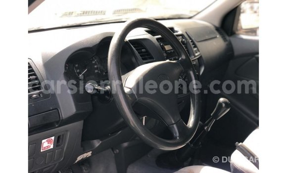 Buy Import Toyota Hilux White Car in Import - Dubai in Kailahun Buy Import Toyota Hilux White Car in Import - Dubai in Kailahun