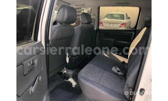 Buy Import Toyota Hilux White Car in Import - Dubai in Kailahun Buy Import Toyota Hilux White Car in Import - Dubai in Kailahun