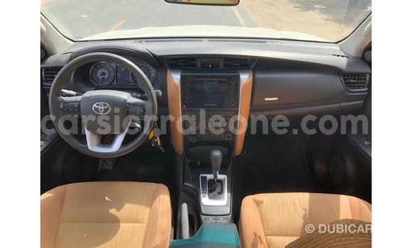 Buy Import Toyota Fortuner White Car in Import - Dubai in Kailahun Buy Import Toyota Fortuner White Car in Import - Dubai in Kailahun