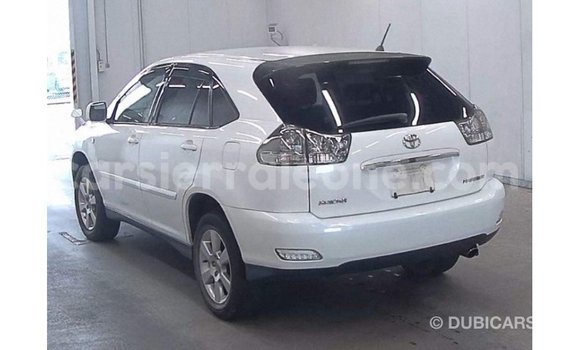 Buy Import Toyota Harrier White Car in Import - Dubai in Kailahun Buy Import Toyota Harrier White Car in Import - Dubai in Kailahun