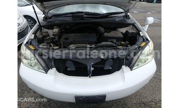 Buy Import Toyota Harrier White Car in Import - Dubai in Kailahun Buy Import Toyota Harrier White Car in Import - Dubai in Kailahun