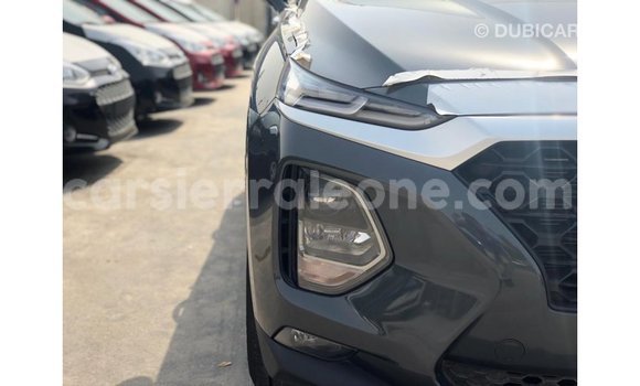 Buy Import Hyundai Santa Fe Green Car in Import - Dubai in Kailahun Buy Import Hyundai Santa Fe Green Car in Import - Dubai in Kailahun