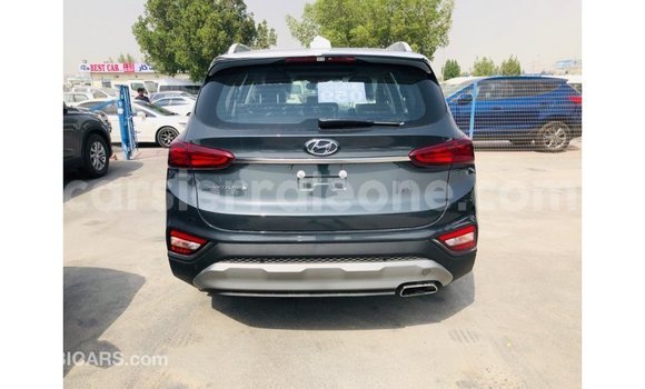 Buy Import Hyundai Santa Fe Green Car in Import - Dubai in Kailahun Buy Import Hyundai Santa Fe Green Car in Import - Dubai in Kailahun