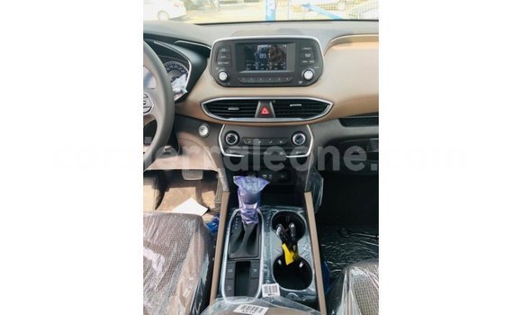 Buy Import Hyundai Santa Fe Green Car in Import - Dubai in Kailahun Buy Import Hyundai Santa Fe Green Car in Import - Dubai in Kailahun