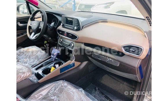 Buy Import Hyundai Santa Fe Green Car in Import - Dubai in Kailahun Buy Import Hyundai Santa Fe Green Car in Import - Dubai in Kailahun