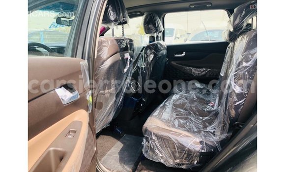 Buy Import Hyundai Santa Fe Green Car in Import - Dubai in Kailahun Buy Import Hyundai Santa Fe Green Car in Import - Dubai in Kailahun