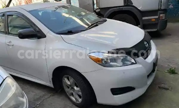 Acheter Occasion Voiture Toyota Matrix Blanc à Freetown, Western Urban Acheter Occasion Voiture Toyota Matrix Blanc à Freetown, Western Urban