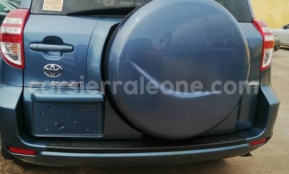 Acheter Occasion Voiture Toyota RAV4 Bleu à Freetown, Western Urban Acheter Occasion Voiture Toyota RAV4 Bleu à Freetown, Western Urban