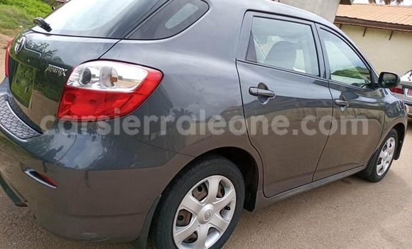 Acheter Occasion Voiture Toyota Matrix Noir à Freetown, Western Urban Acheter Occasion Voiture Toyota Matrix Noir à Freetown, Western Urban