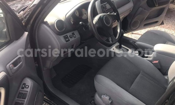 Acheter Occasion Voiture Toyota RAV4 Noir à Freetown, Western Urban Acheter Occasion Voiture Toyota RAV4 Noir à Freetown, Western Urban