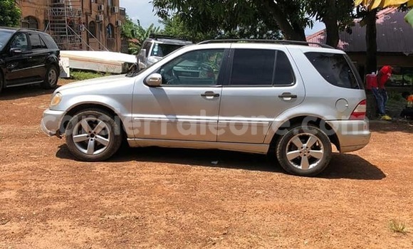 Buy Used Mercedes‒Benz ML–Class Silver Car in Freetown in Western Urban Buy Used Mercedes‒Benz ML–Class Silver Car in Freetown in Western Urban