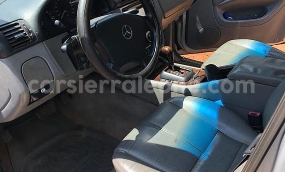 Buy Used Mercedes‒Benz ML–Class Silver Car in Freetown in Western Urban Buy Used Mercedes‒Benz ML–Class Silver Car in Freetown in Western Urban