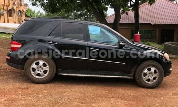 Buy Used Mercedes‒Benz ML–Class Black Car in Freetown in Western Urban Buy Used Mercedes‒Benz ML–Class Black Car in Freetown in Western Urban