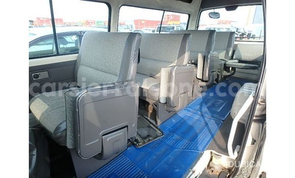 Buy Import Nissan Caravan White Car in Import - Dubai in Kailahun Buy Import Nissan Caravan White Car in Import - Dubai in Kailahun